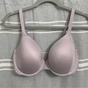 VICTORIA'S SECRETS / Body by Victoria Lined Perfect Coverage Bra Size 34DDD